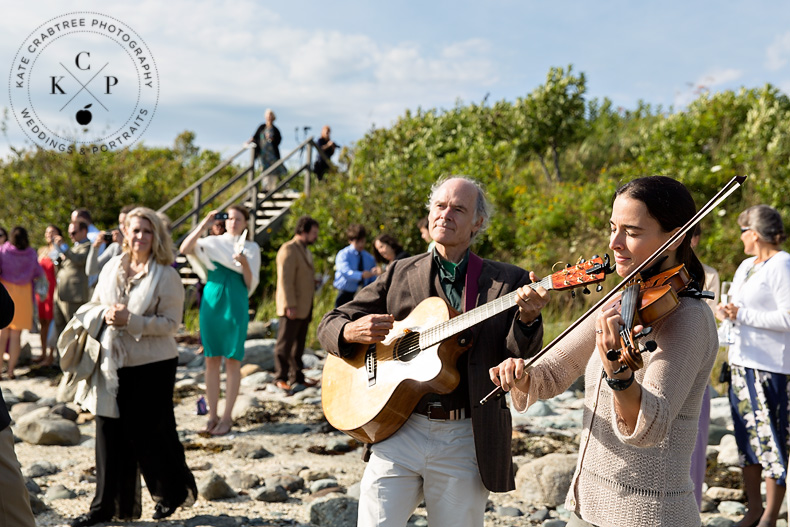 weddings-at-the-lookout-inn-brooklin-maine (1)