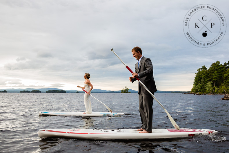 paddleboarding-wedding-photo