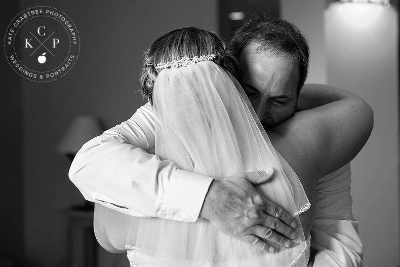 emotional-wedding-photos-in-maine-kr (2)