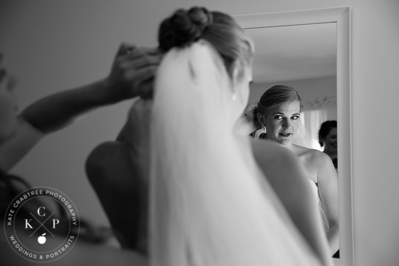 bridal-getting-ready-photos-ar (3)