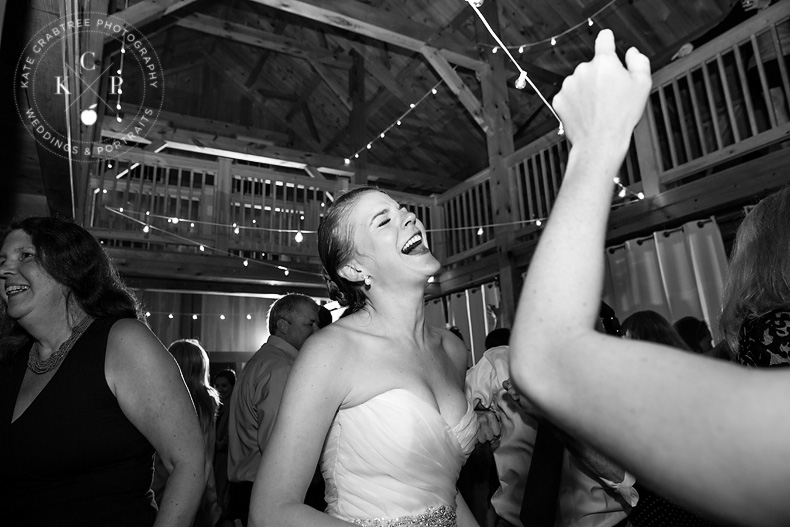 maine-weddings-at-turner-farm-ar (3)