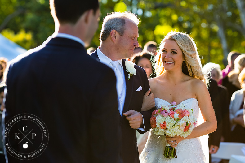 outdoor-wedding-ceremony-in-maine-jb (1)