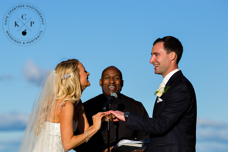 outdoor-wedding-ceremony-in-maine-jb (2)