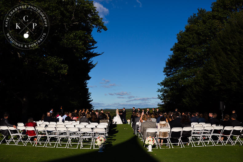 outdoor-wedding-ceremony-in-maine-jb (3)