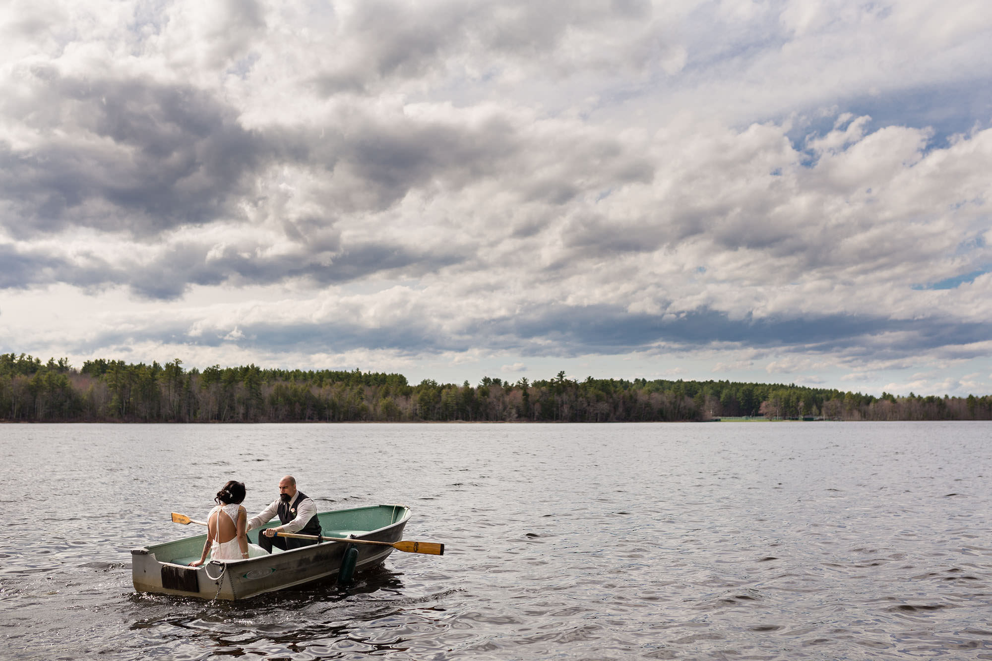 maine-wedding-at-wolf-cove-inn-kj (1)