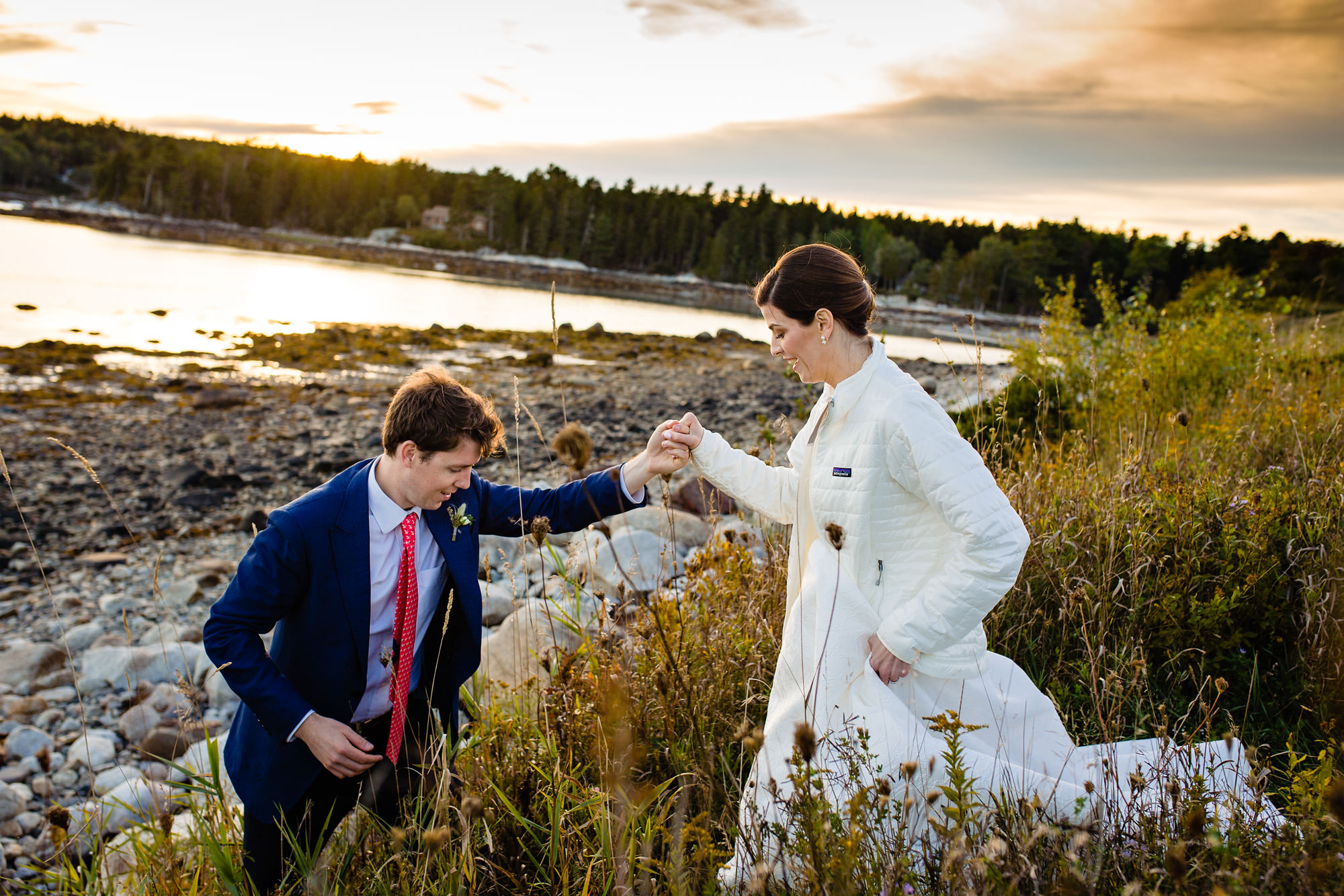Striking and creative wedding portraits taken on the coast of Maine