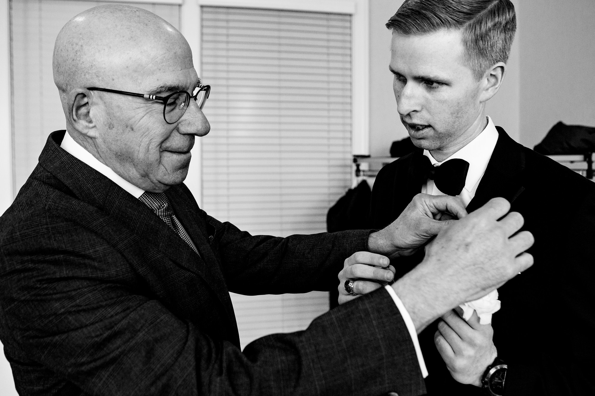 A groom prepares for his Point Lookout wedding in Maine.