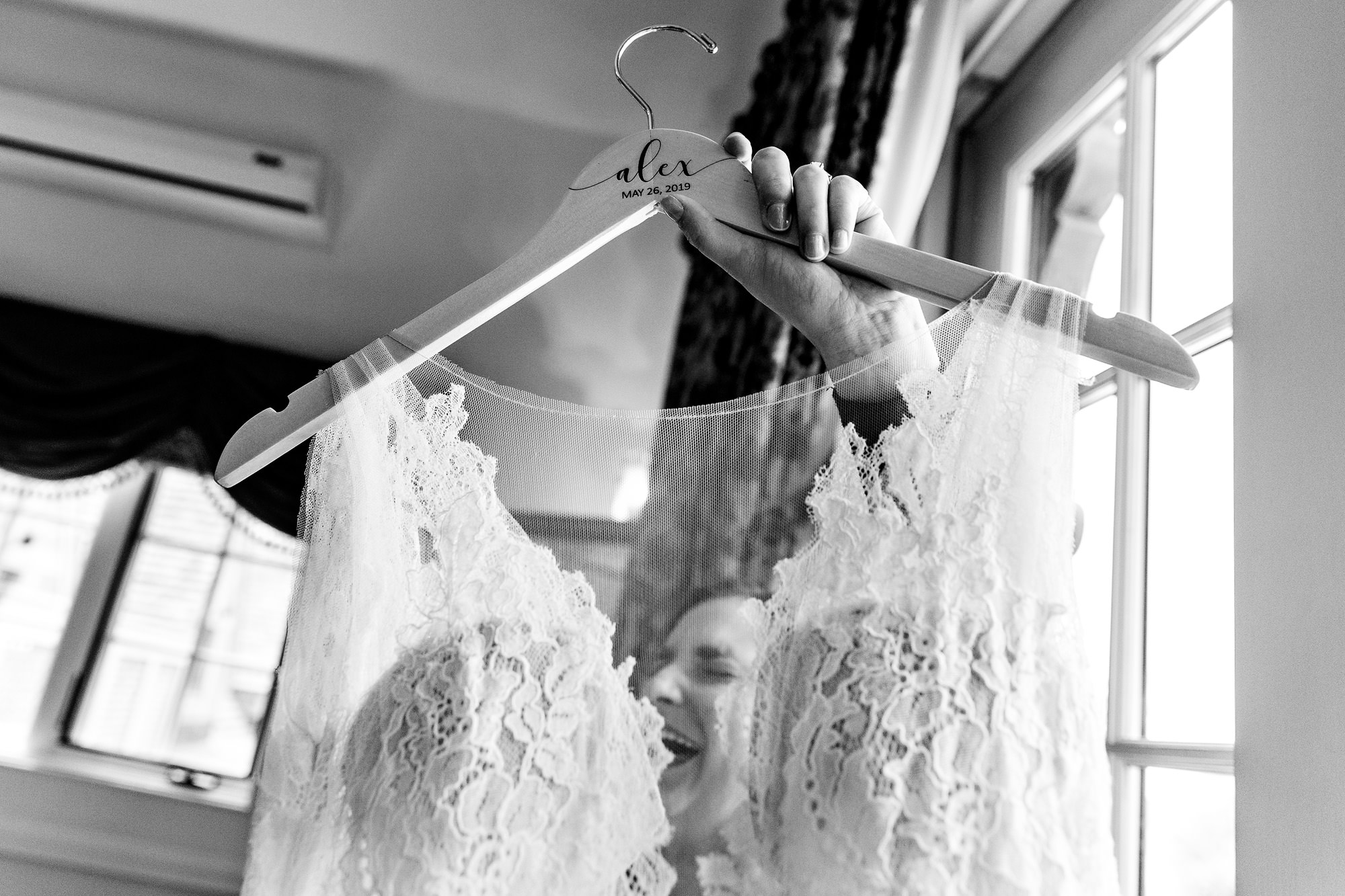 A bride gets ready at her Bar Harbor Club wedding in Maine