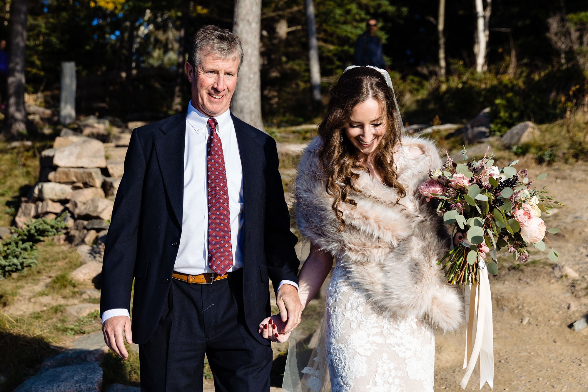 An elopement ceremony on the cliffs in Acadia National Park