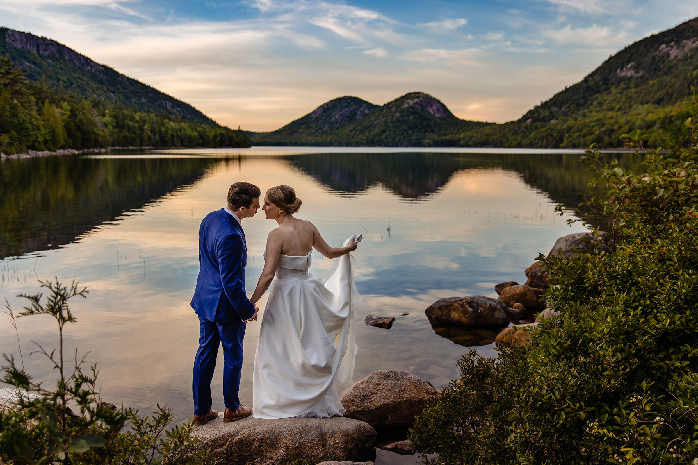 A couple elopes in Acadia National Park