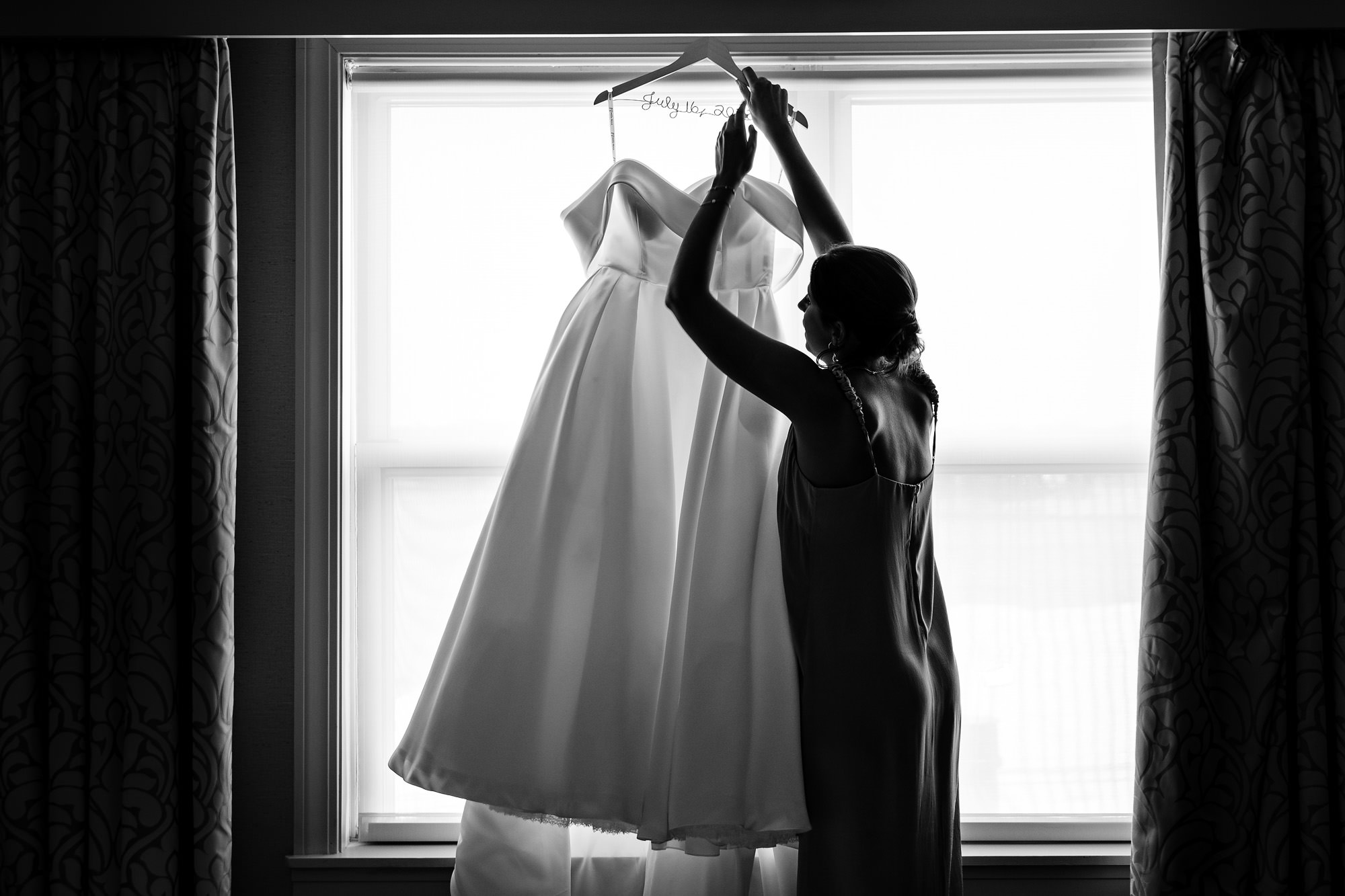 A bride prepares for his Strawbery Banke Museum wedding