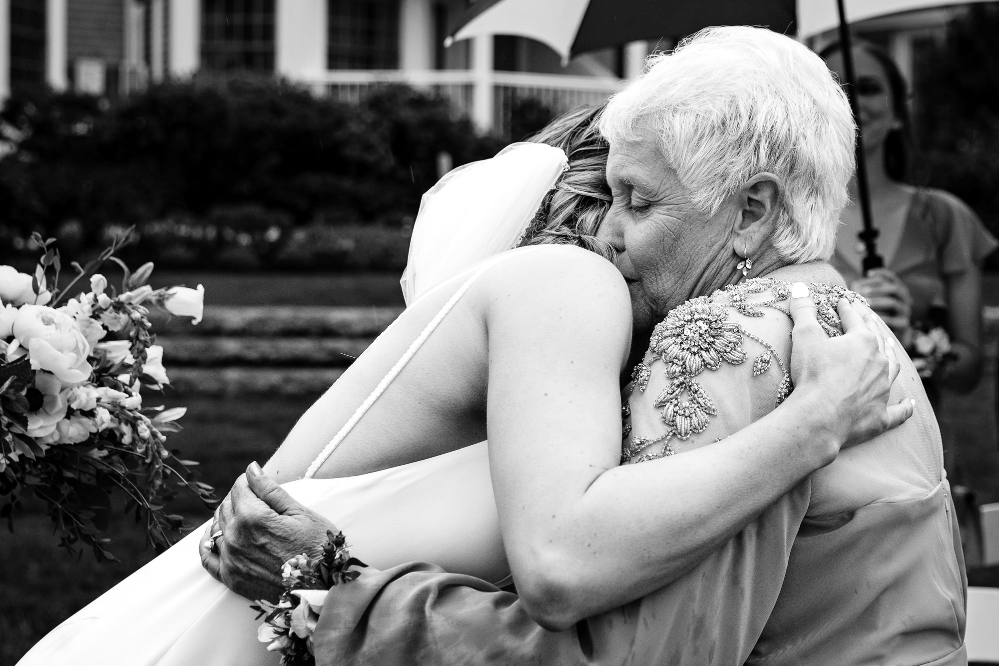 A rainy wedding ceremony at Bar Harbor Inn in Maine