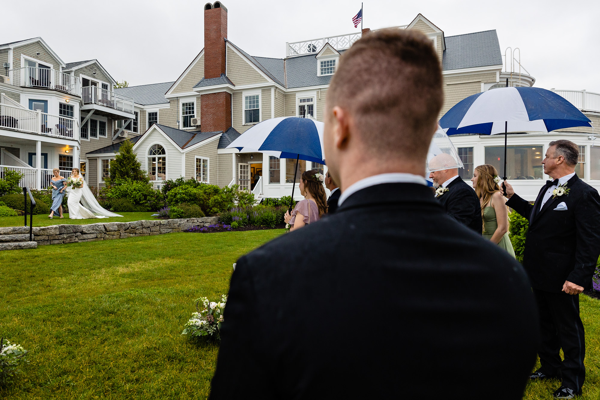 A rainy wedding ceremony at Bar Harbor Inn in Maine